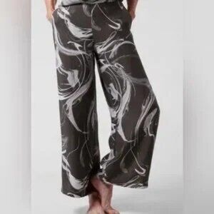 Athleta Pants